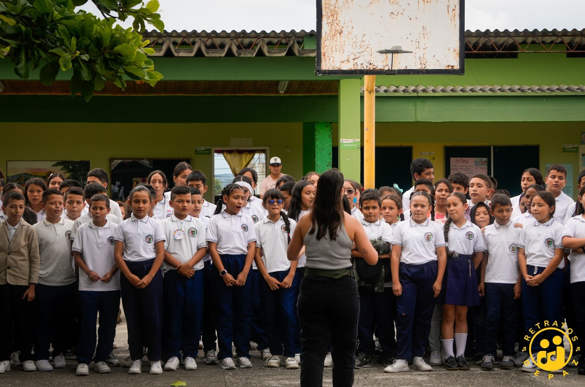 Pequeña muestra de canto en Montenegro