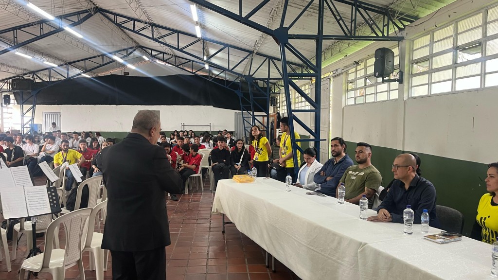 IE Gerardo Arias